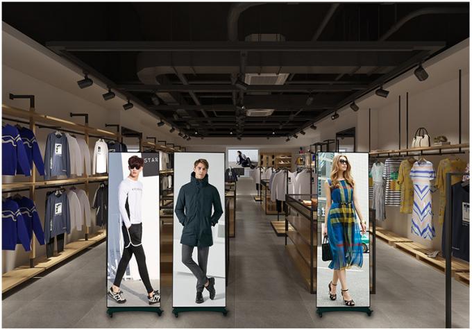 شاشة عرض ملصق LED HD قابلة للتحريك داخلية خارجية أرضية واقفة P1.8 P2 قابلة للطي شاشة ملصق LED P2.5 شاشة ملصق LED 7